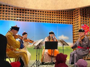 5.29-街角コンサート（日本・モンゴル民族博物館）